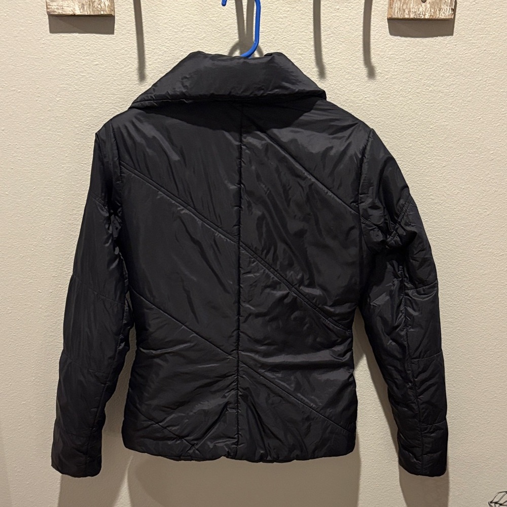 Spyder Women's Sleek Black Puffer Jacket w/ thinsulate size S/P - Picture 3 of 8